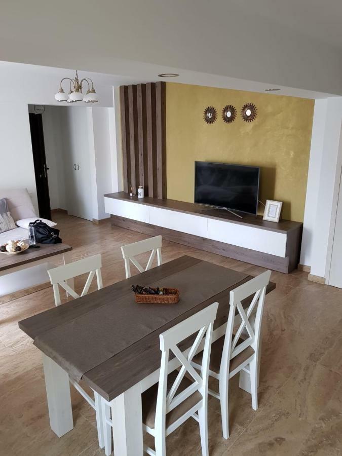 Apartament 2 Camere Ultracentral Ramnicu Valcea Exterior photo