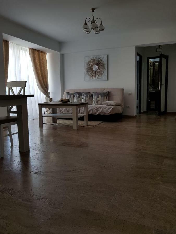Apartament 2 Camere Ultracentral Ramnicu Valcea Exterior photo